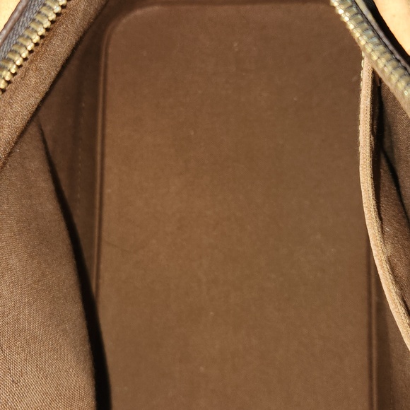 - `ღ´- ♥ -`ღ´ FABULOUS CONDITION `ღ´- ♥ -`ღ´ Authentic Louis Vuitton ALMA - Picture 6 of 17